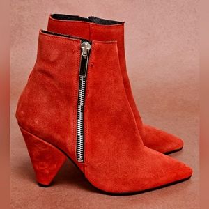 L'intervalle - brick red pointy booties